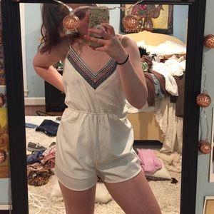 White romper with tribal print v neck